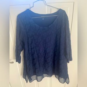 Simply Vera Navy Top